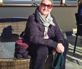 Marianne auf der Terrasse